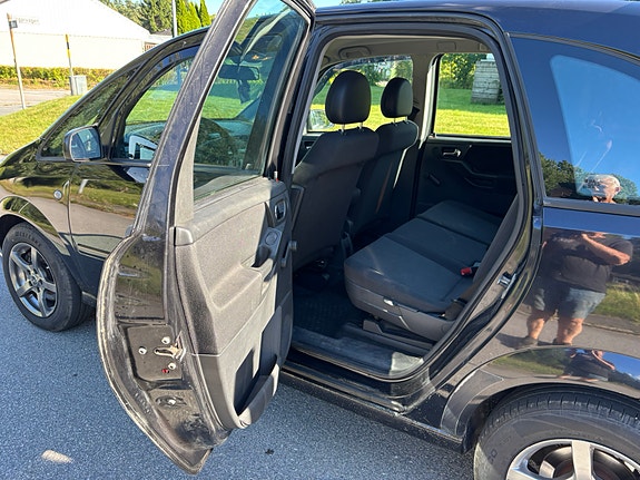 Opel Meriva 5 of 6