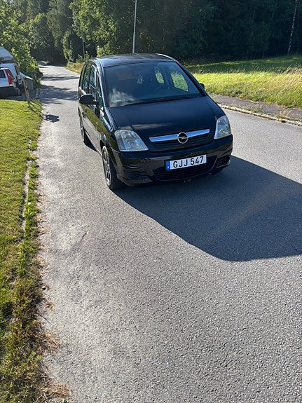 Opel Meriva 2 of 6