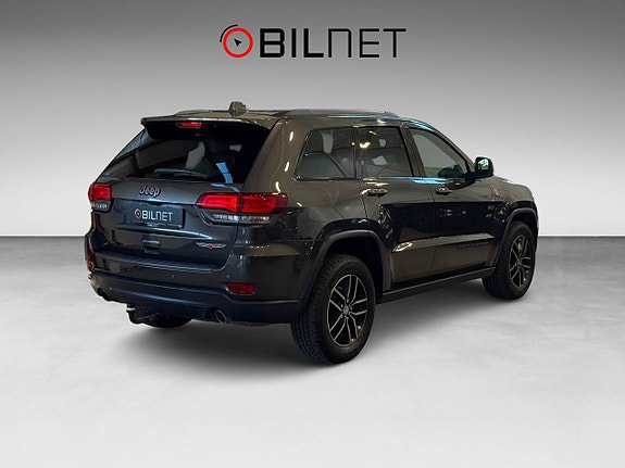 Jeep Grand Cherokee 2 of 23