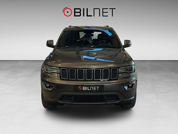 Jeep Grand Cherokee 3 of 23