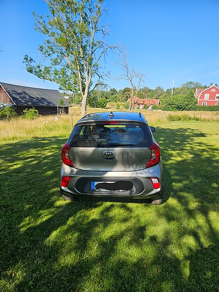 Kia Picanto 4 of 5
