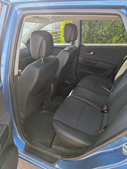 Kia Ceed 8 of 17