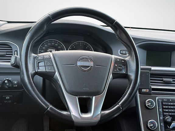 Volvo V60 23 of 30