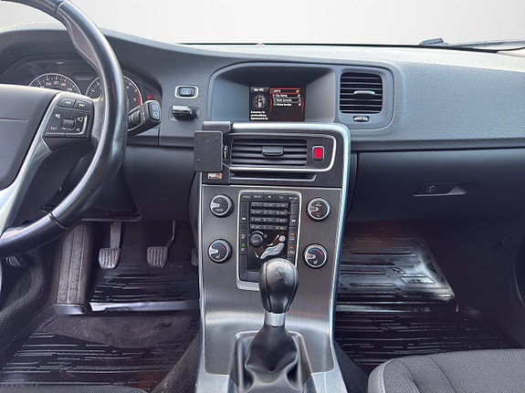 Volvo V60 26 of 30