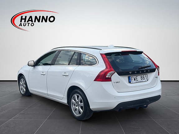 Volvo V60 3 of 30