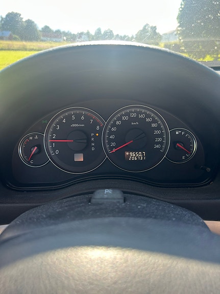 Subaru Legacy 5 of 11