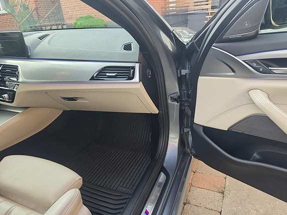 BMW 520d 9 of 15