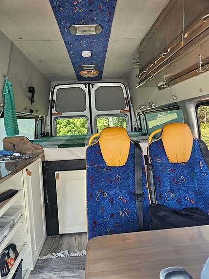Ford Transit 5 of 7