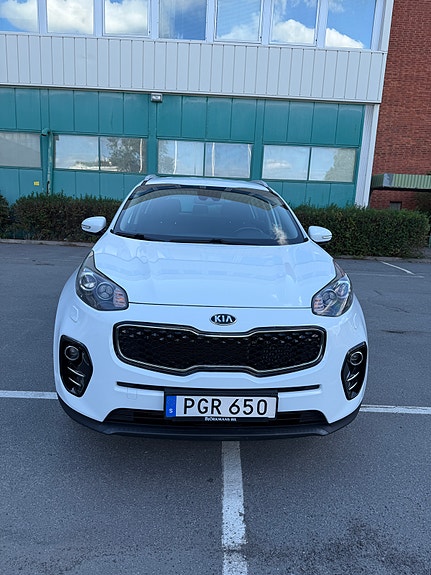 Kia Sportage 2 of 10