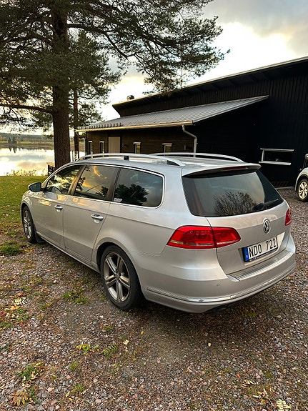 Volkswagen Passat 3 of 6