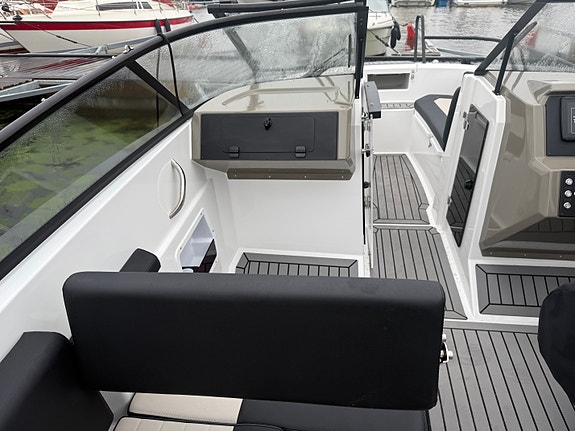 Finnmaster R6 med Yamaha 200 hk -22 7 of 23