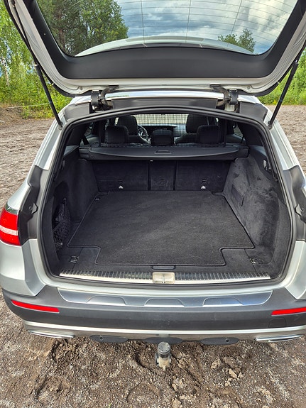 Mercedes-Benz E220 d 8 of 14