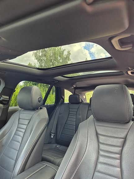 Mercedes-Benz E220 d 12 of 14