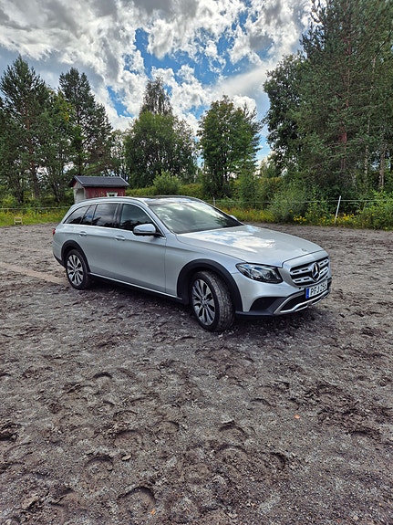 Mercedes-Benz E220 d 6 of 14