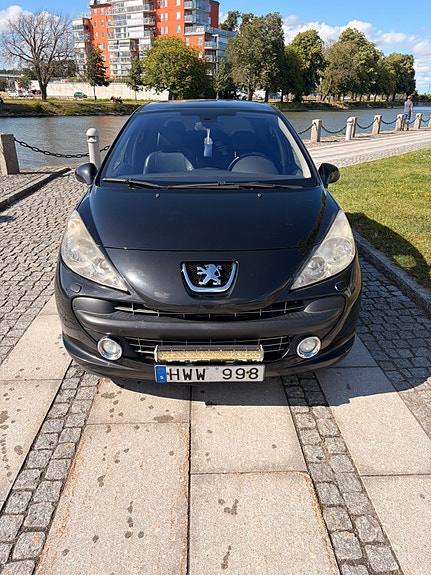 Peugeot 207 7 of 12