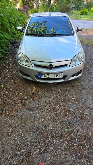 Opel Tigra 2 of 3