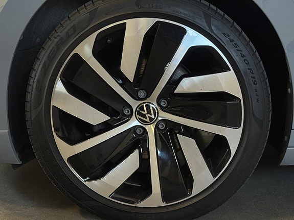 Volkswagen Arteon 11 of 22