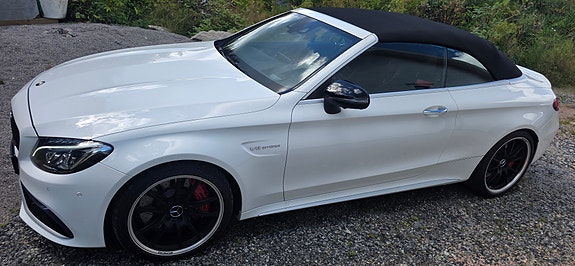 Mercedes-Benz C63 6 of 13