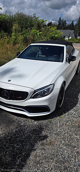 Mercedes-Benz C63 13 of 13