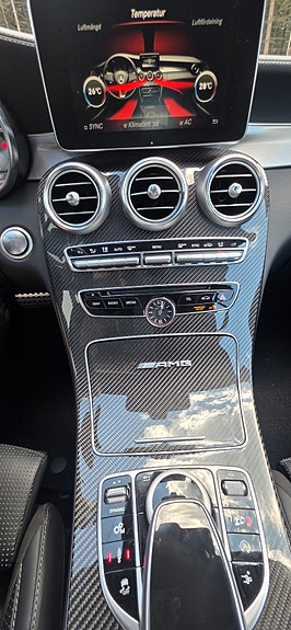 Mercedes-Benz C63 8 of 13