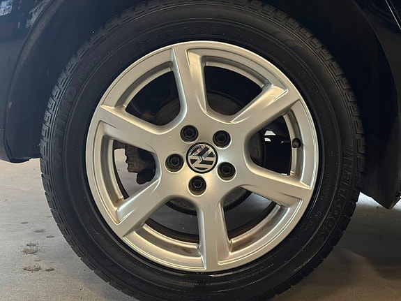 Volkswagen Polo 10 of 15