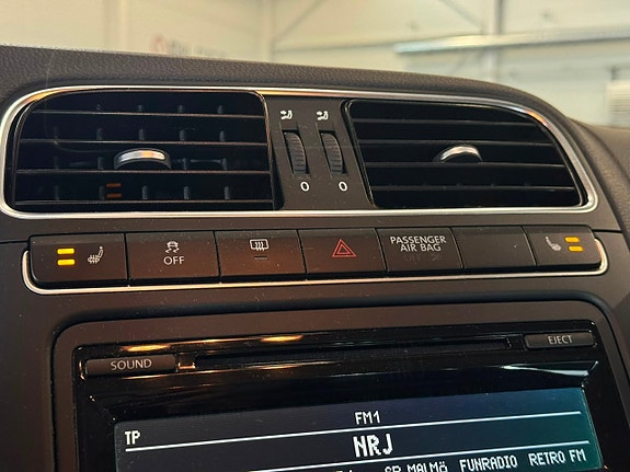 Volkswagen Polo 15 of 15