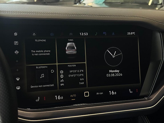 Volkswagen Touareg 16 of 20
