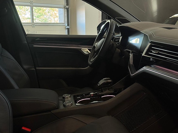Volkswagen Touareg 12 of 20