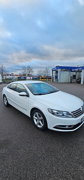 Volkswagen CC 2 of 8