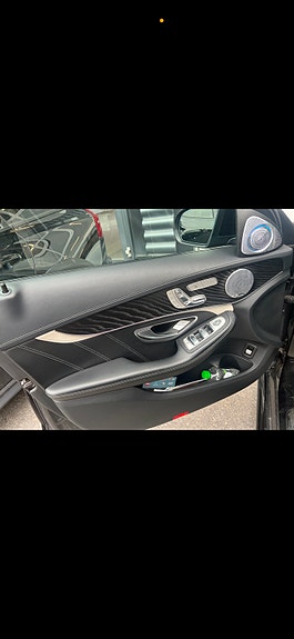 Mercedes-Benz C63 3 of 3