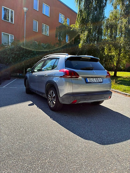 Peugeot 2008 6 of 10