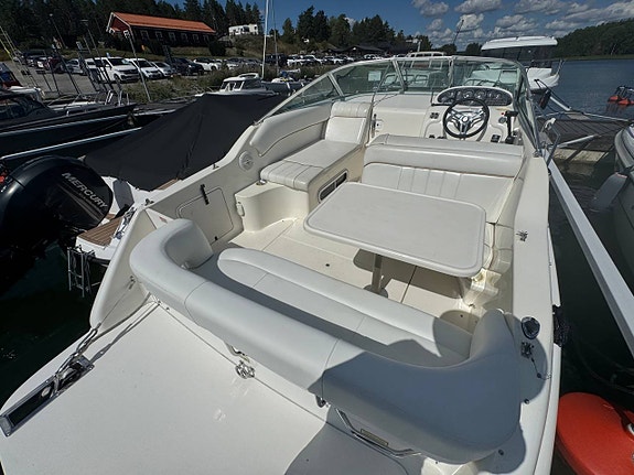 Sea Ray sundancer 240 fullutrustad!!!ny motor o drev o bogpr 5 of 12