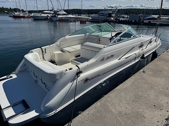 Sea Ray sundancer 240 fullutrustad!!!ny motor o drev o bogpr 3 of 12