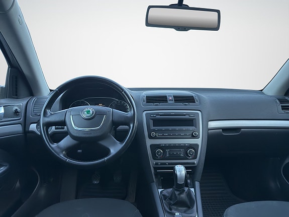 Skoda Octavia 12 of 30