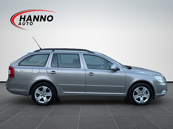 Skoda Octavia 6 of 30