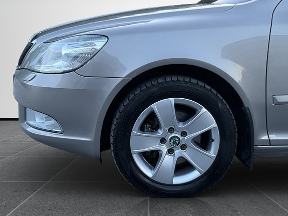 Skoda Octavia 9 of 30