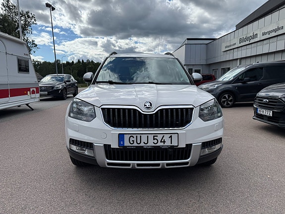 Skoda Yeti Outdoor 2 of 16