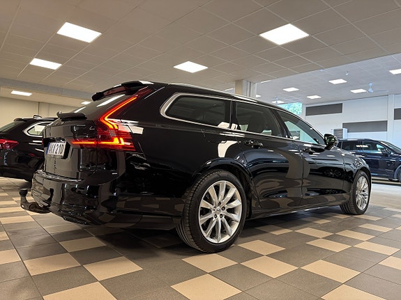 Volvo V90 6 of 23