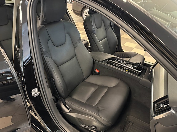 Volvo V90 19 of 23