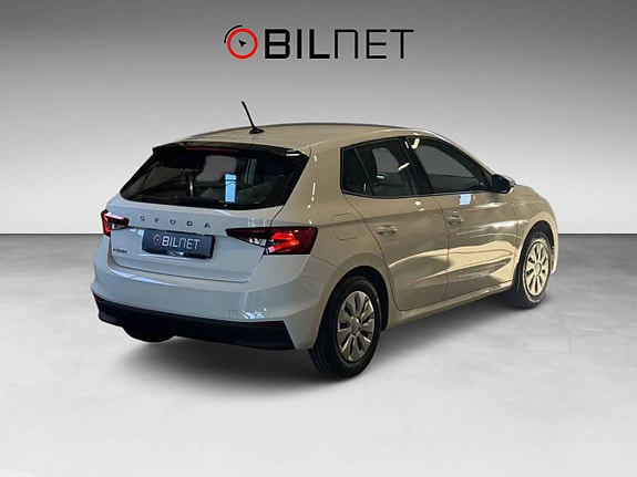Skoda Fabia 6 of 17