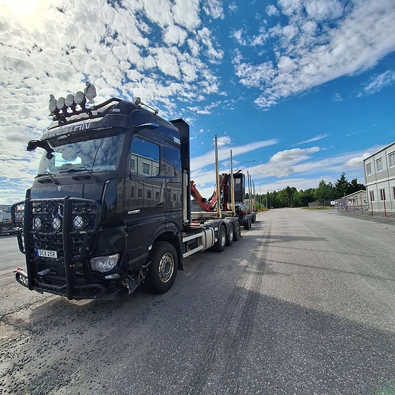 Mercedes-Benz Arcos 3263 2 of 9