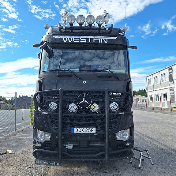 Mercedes-Benz Arcos 3263 3 of 9