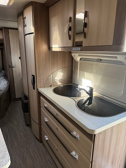 Hobby 560 Kmfe De luxe 9 of 14