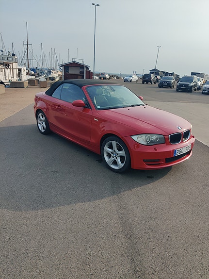 BMW 120i 3 of 6