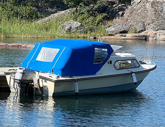 Motorbåt med Bes. 80-trailer 2 of 2