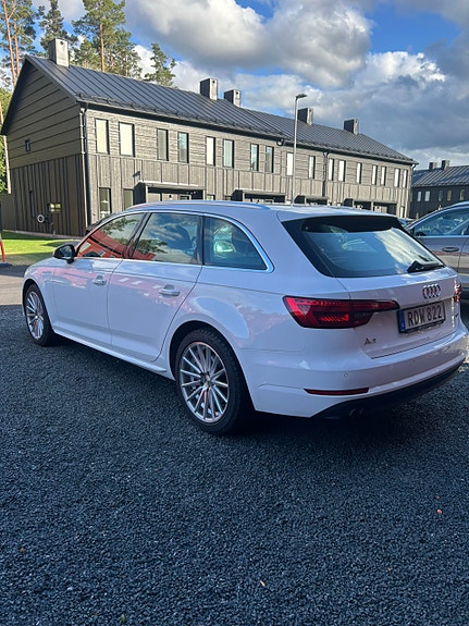 Audi A4 3 of 8