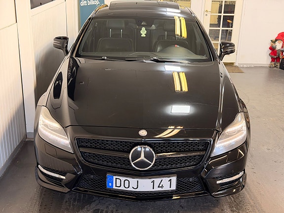 Mercedes-Benz CLS350 7 of 30