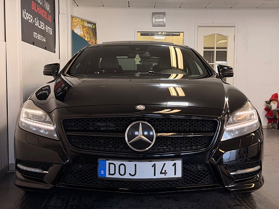 Mercedes-Benz CLS350 6 of 30