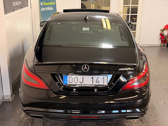 Mercedes-Benz CLS350 8 of 30
