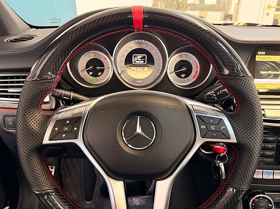 Mercedes-Benz CLS350 26 of 30